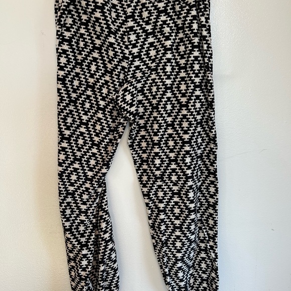 Kenzie Christmas pajamas set - Picture 10 of 12